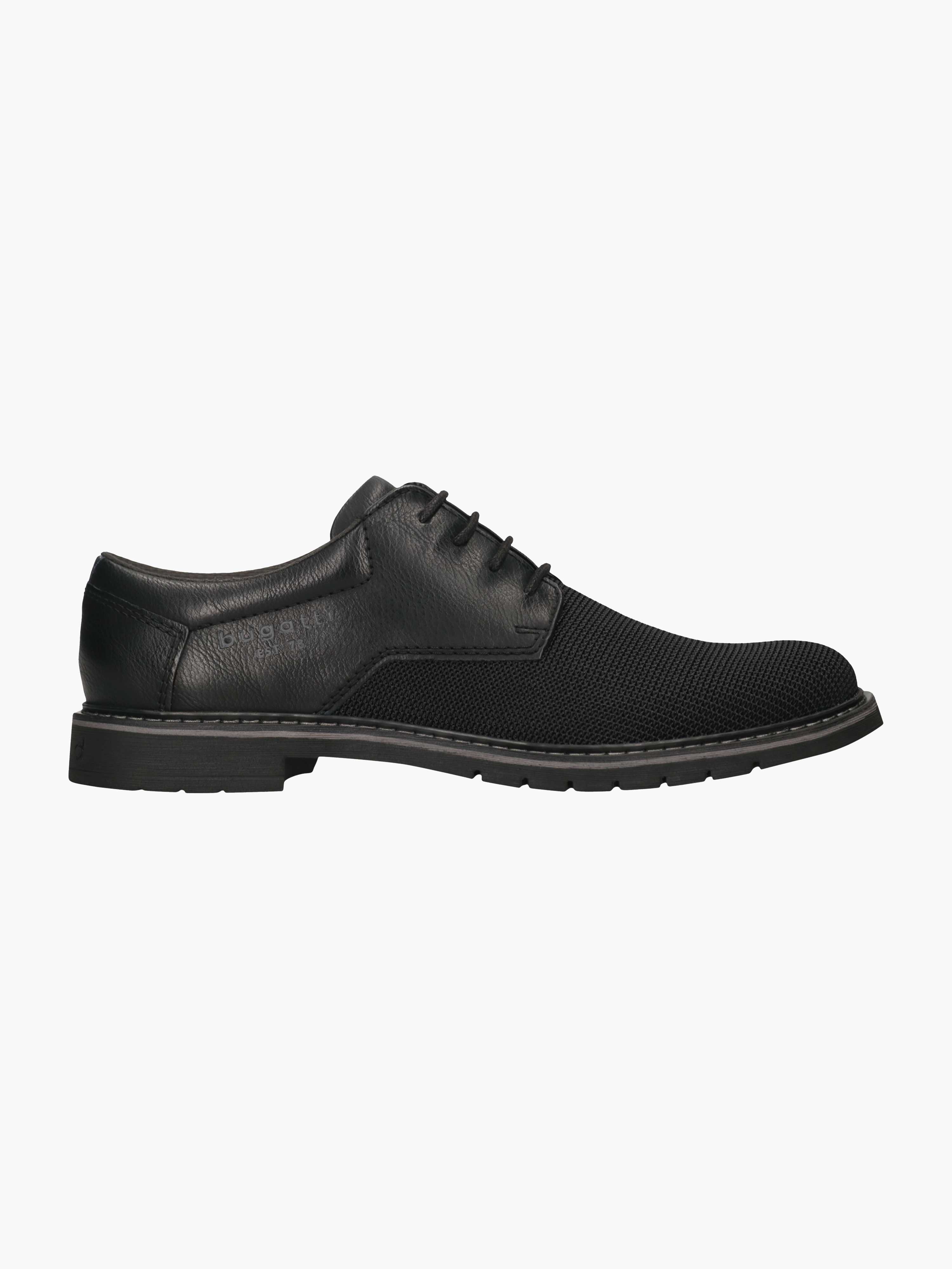 Schwarzer Lederschuh von Buggatti mit Strukturen