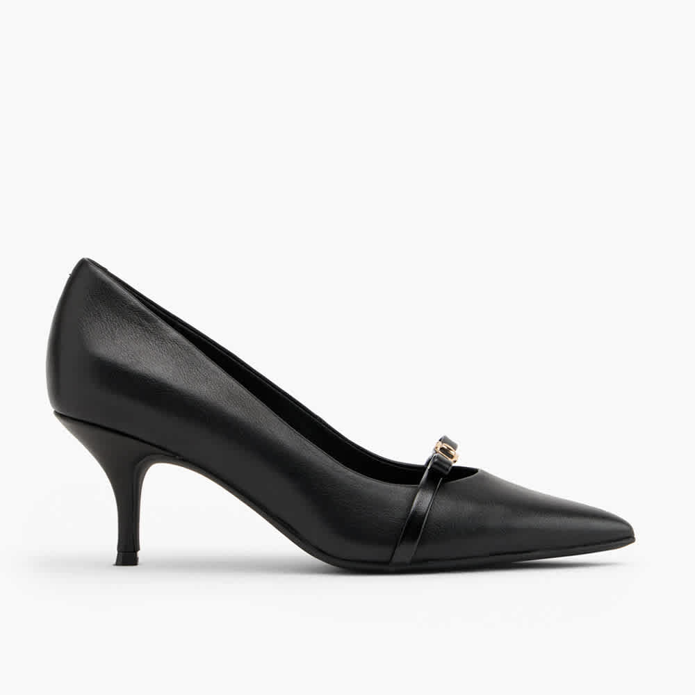 Schwarzer Pumps-Schuh