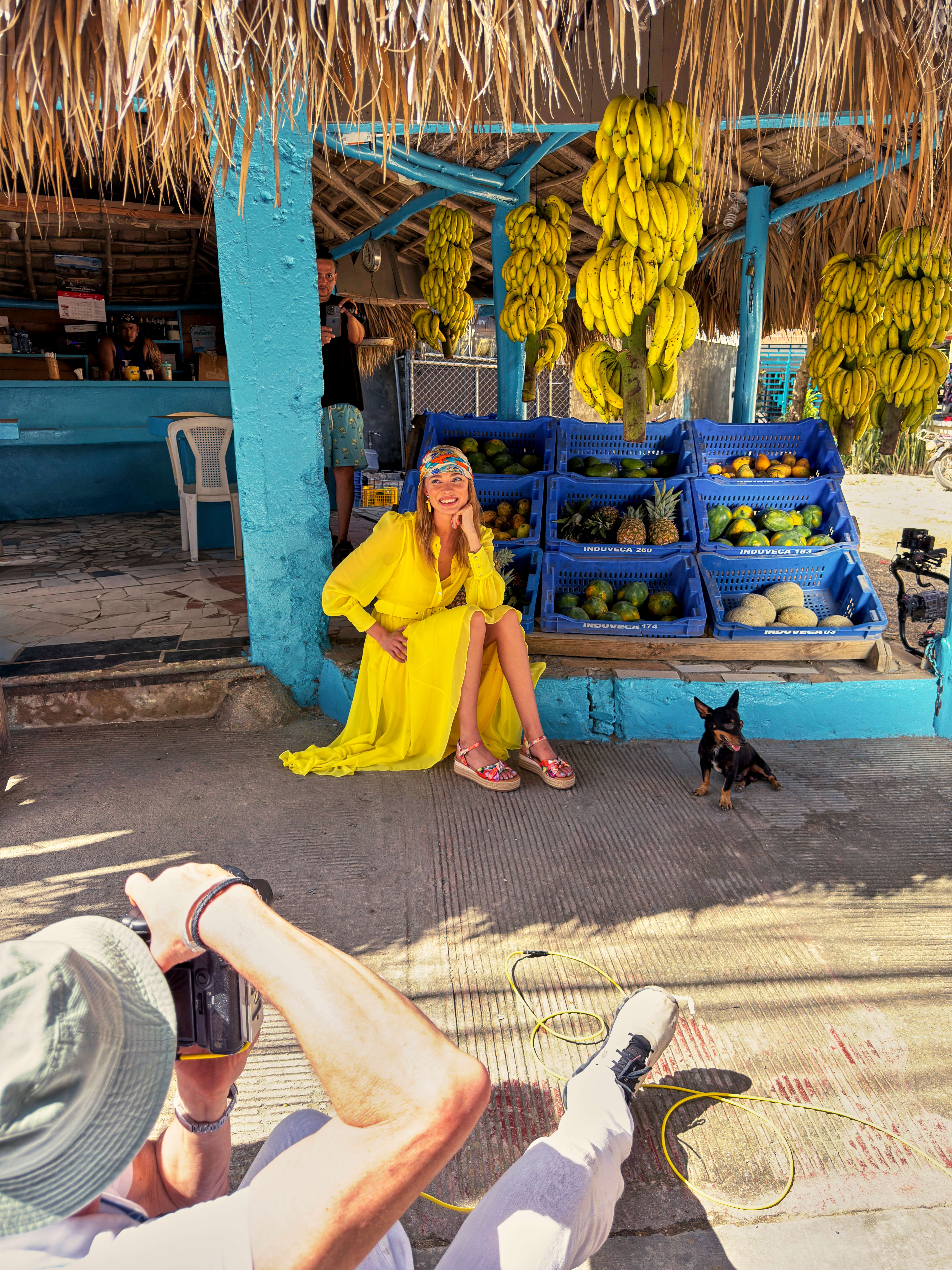 Fotograf Harry Vorsteher mit Model Lila Flowers beim Shooting