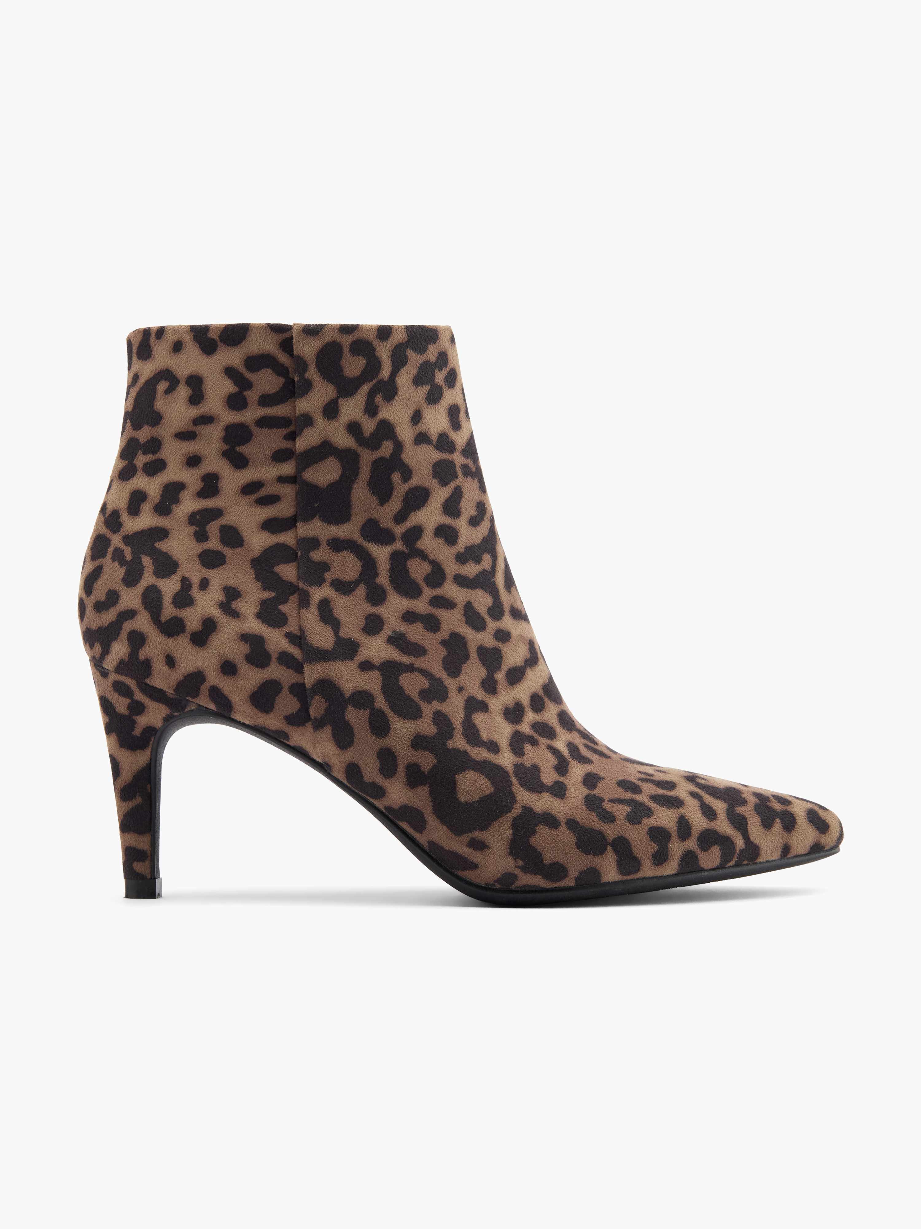 Stiletto-Boot im Leo-Look