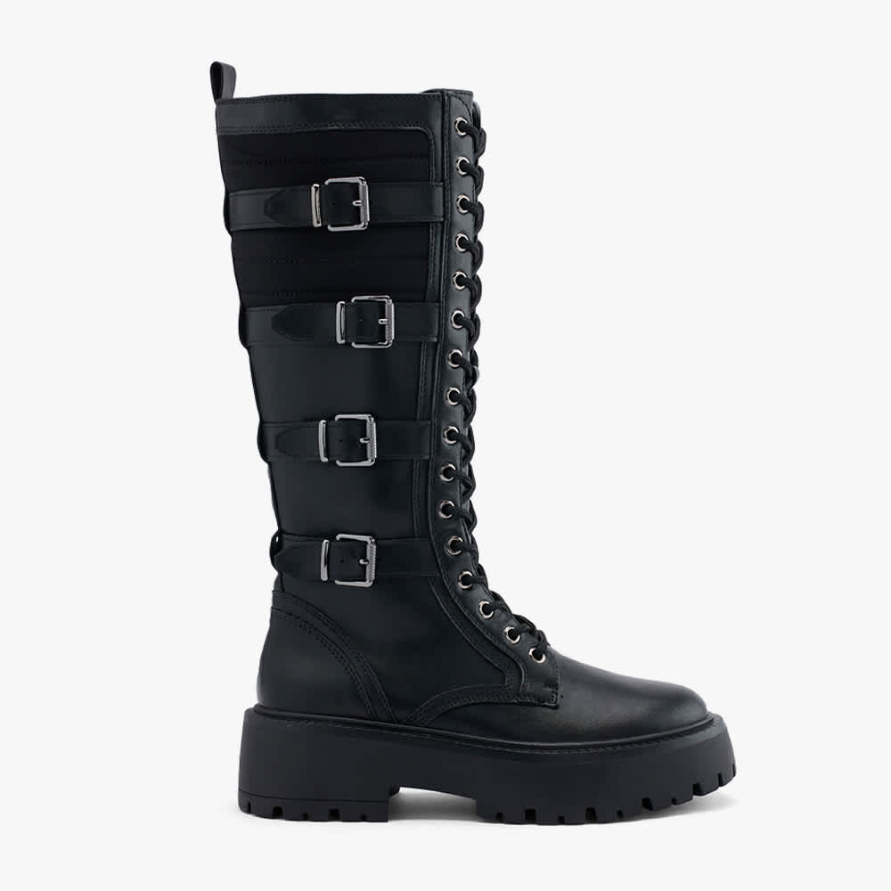 Schwarzer Stiefel mit langem Schaft, Schnürung und vier Schlaufen