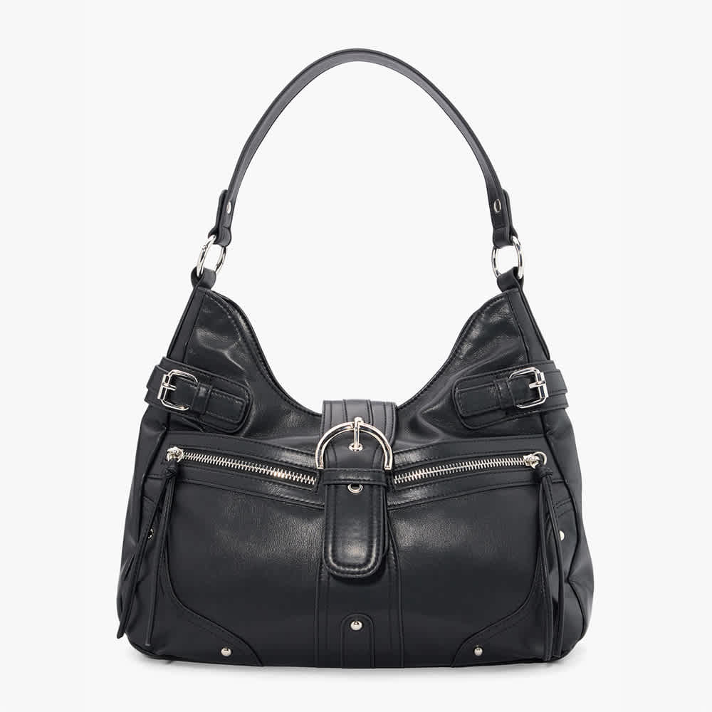Schwarze Handtasche mit silbernen Schlaufen und Nietenbesatz