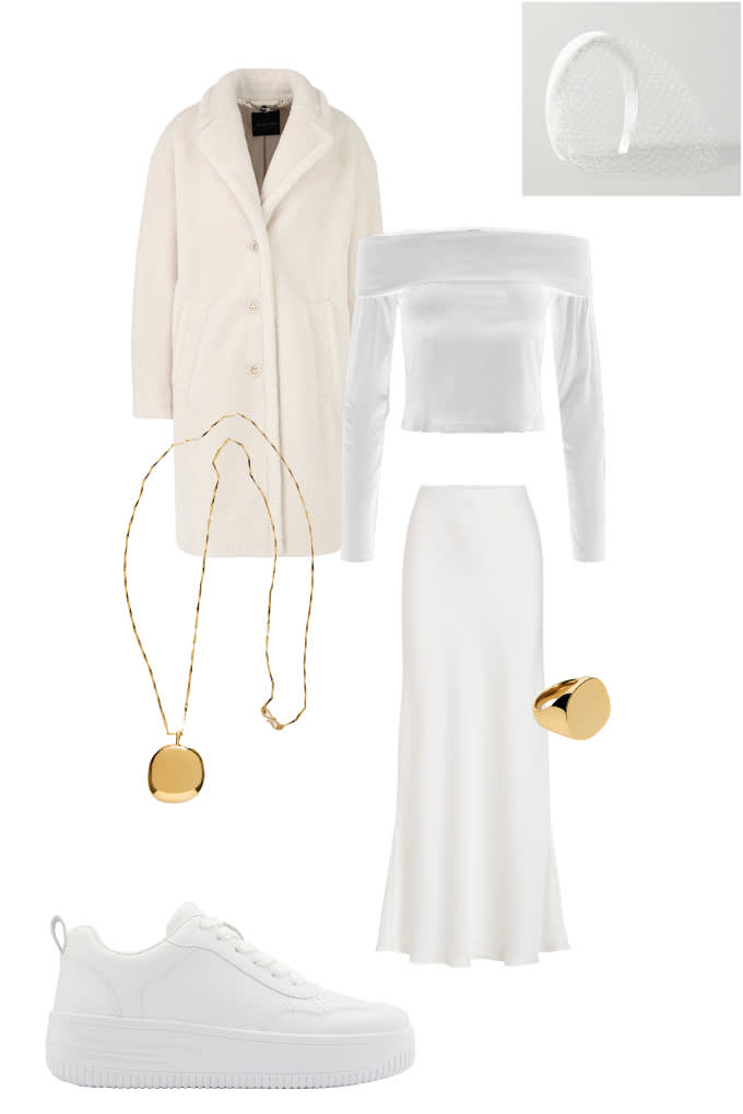 Hochzeits-Outfit mit Faux-Fur-Mantel, weißem Satinrock und passenden Sneakern mit Goldschmuck