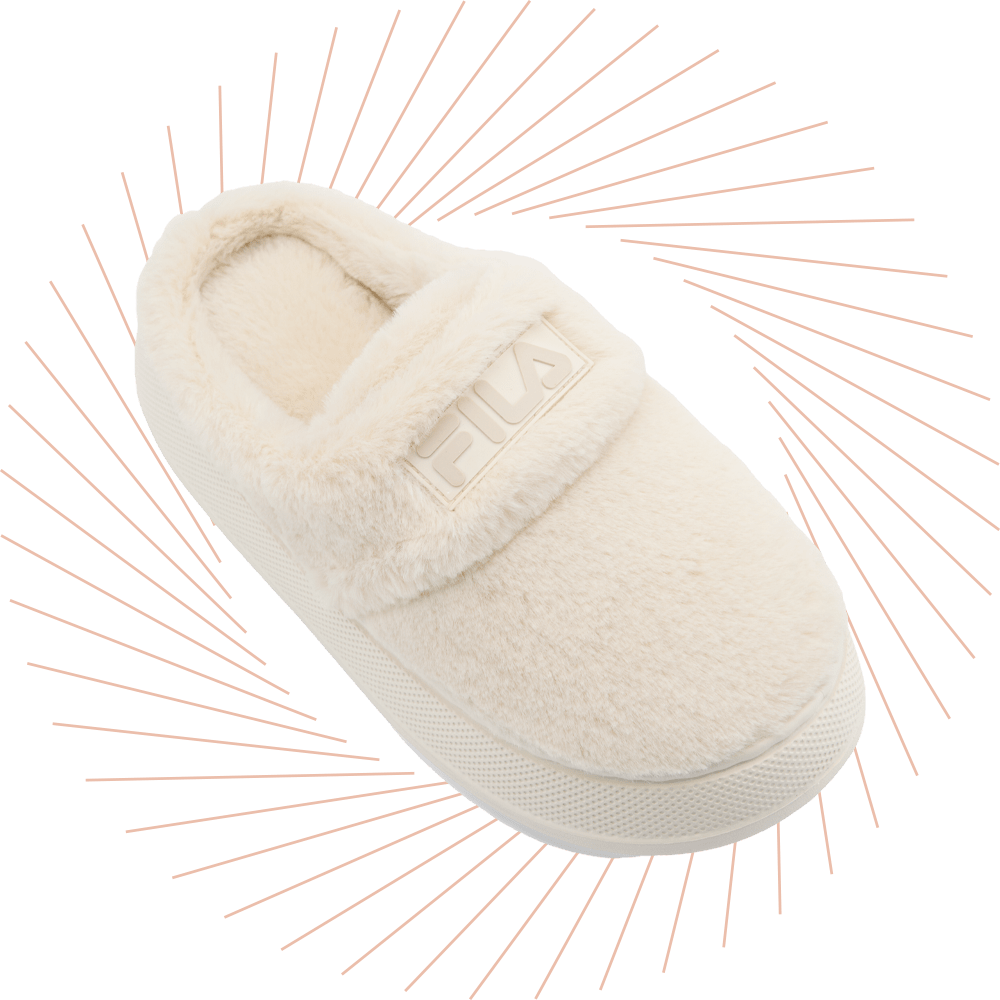 Weißer flauschiger Hausschuh mit stilisierter Schnalle