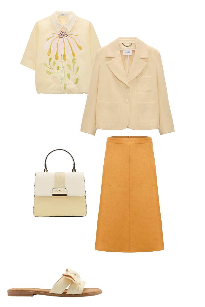Sandfarbener Blazer und Bluse, kombiniert mit tiefgelbem Rock und Slides zur Sommerhochzeit