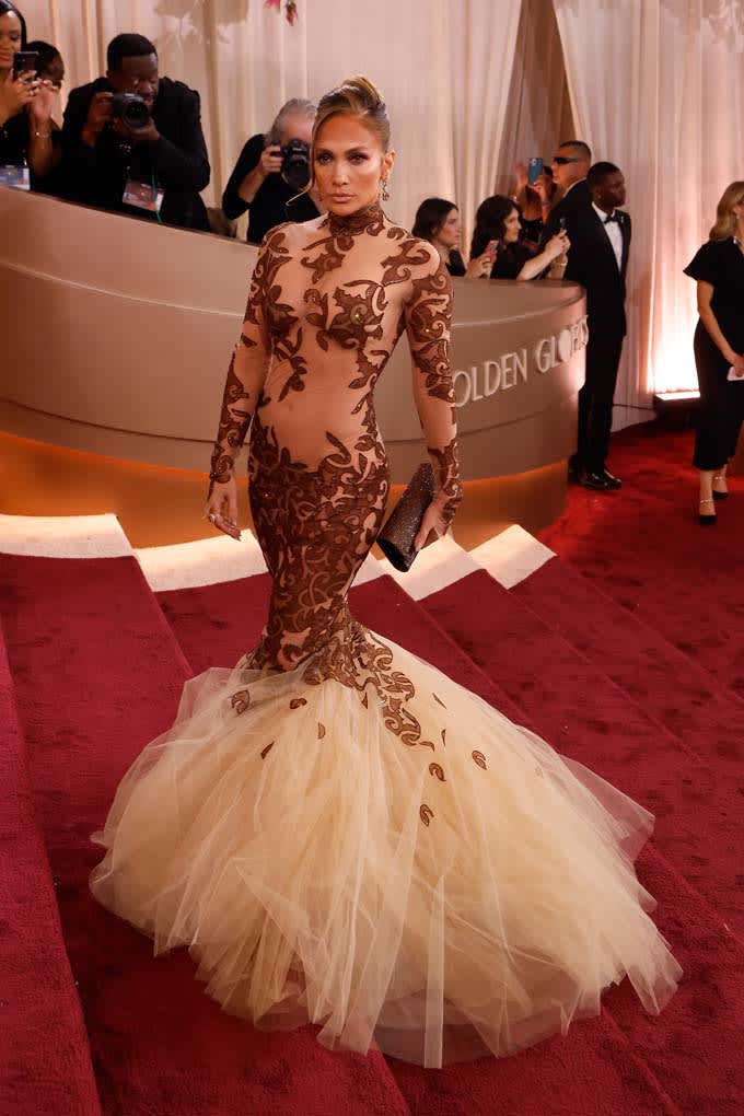 Jennifer Lopez in Vintage Jean-Louis Scherrer-Dress bei den Golden Globes 2026