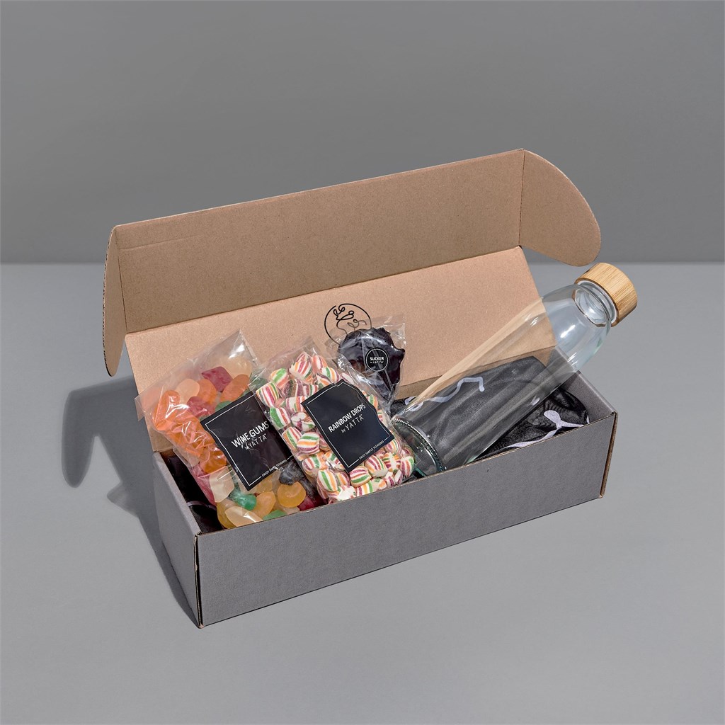 Happy Huddle Hamper