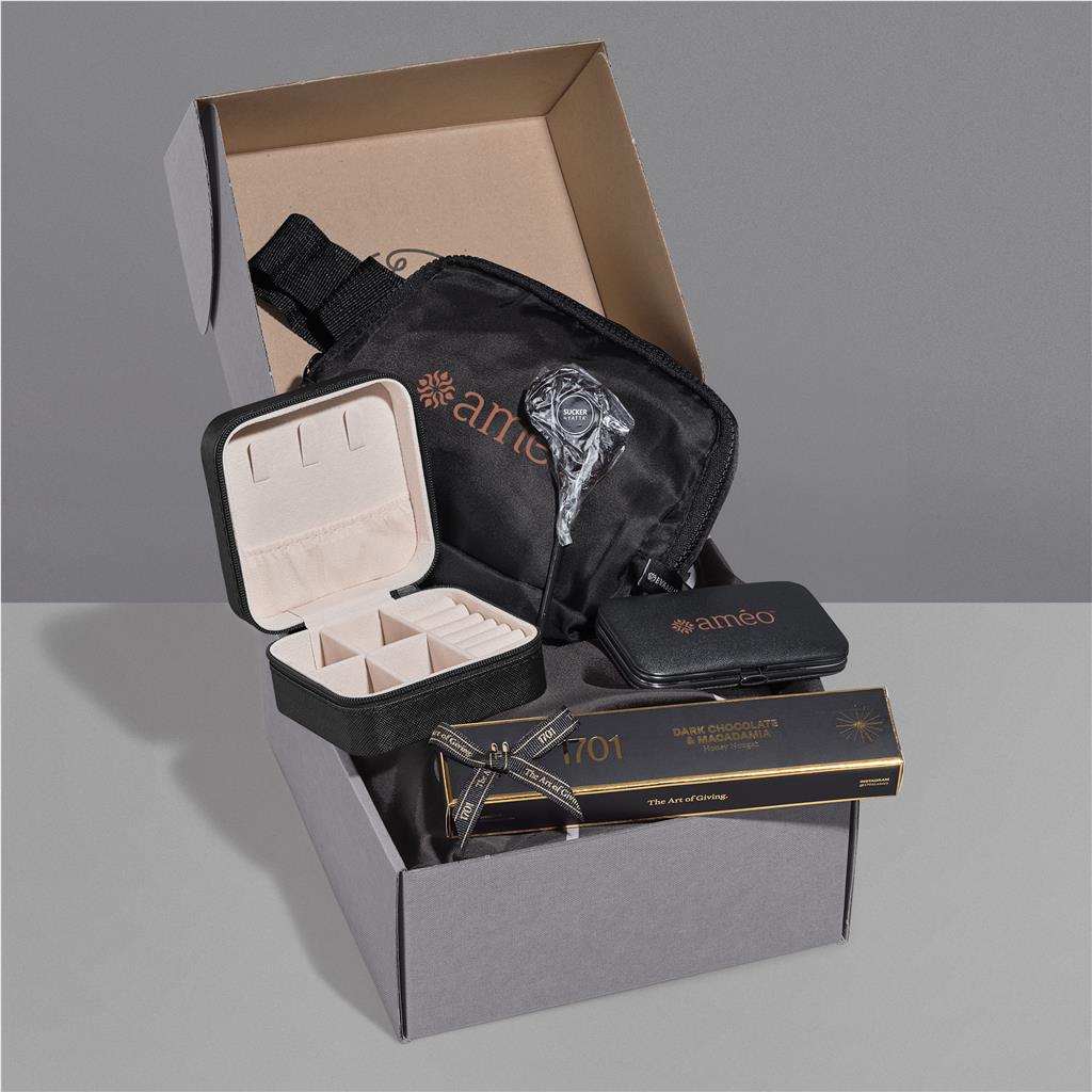 Pretty Perks Hamper - Image 687e21fdb8ab415cca2343a9