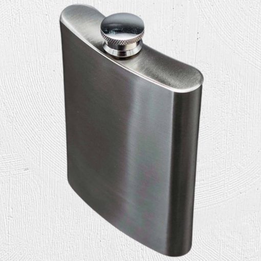 Engraving Hip Flask - Image 6a0db31315cb38af415f5fe7