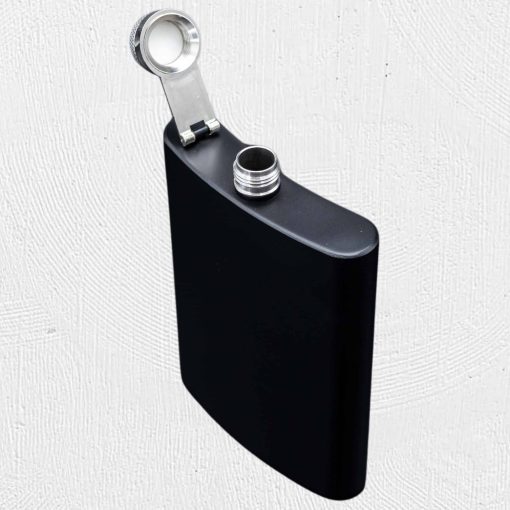 Engraving Hip Flask - Image 6a0db31415cb38af415f5fed