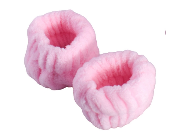 Spa Headband, Wristband & Hair Clip Set - Image 6a10495d15cb38af415f6e74
