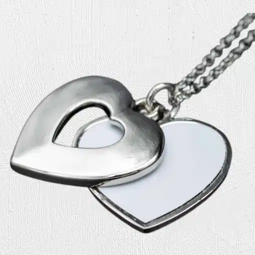 Heart Necklace Silver - Image 6a17fbe915cb38af415f73a9