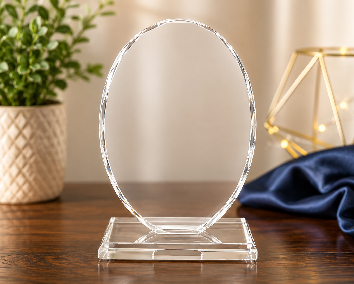 Crystal Trophy - Oval