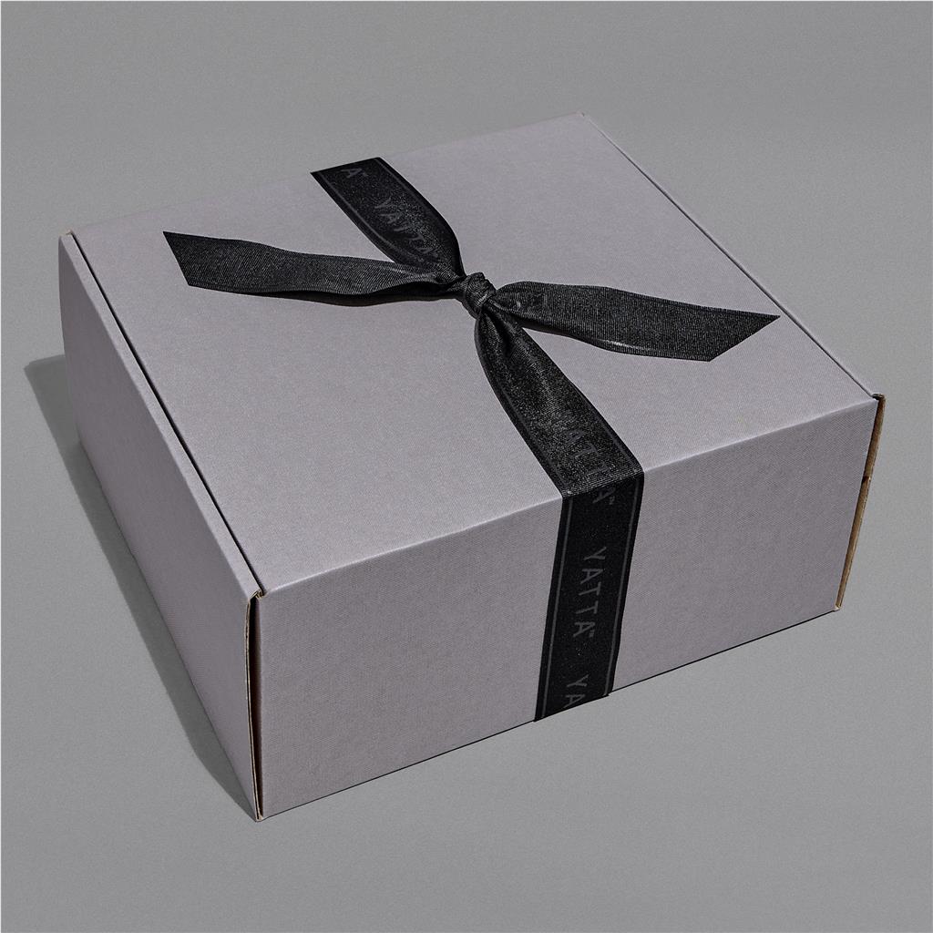 Sovereign Spoils Hamper - Image 6a82cfd5de6f495c61ad8dea