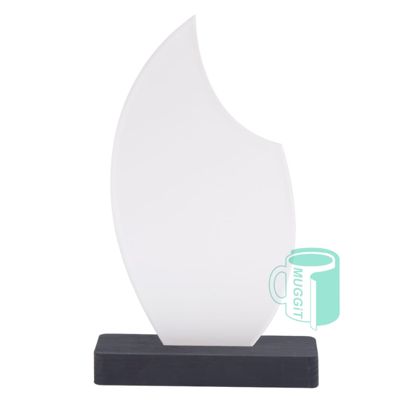 Tear Trophy - Image 6ac8a37d96027ec2409628e7