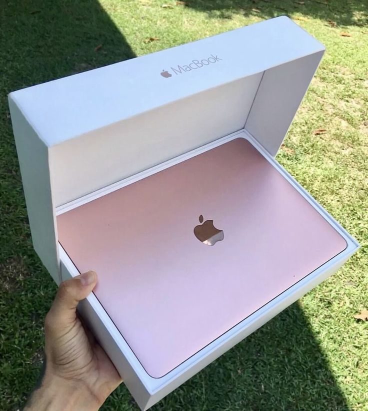 Apple MacBook