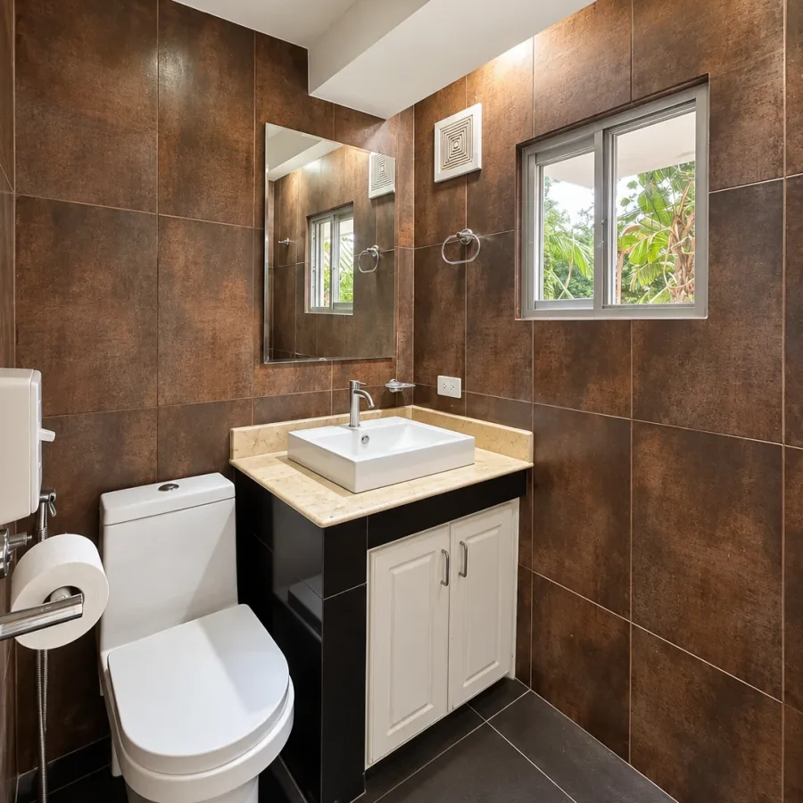 4-Bedroom House in Albrook — 5
