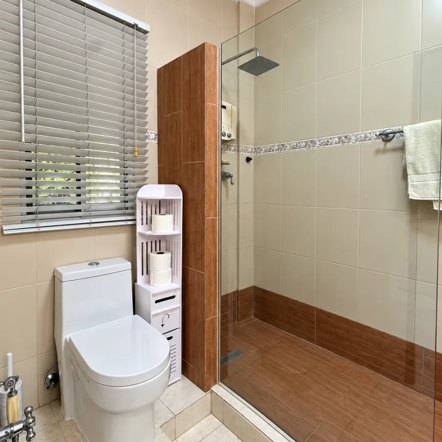 4-Bedroom House in Albrook — 19
