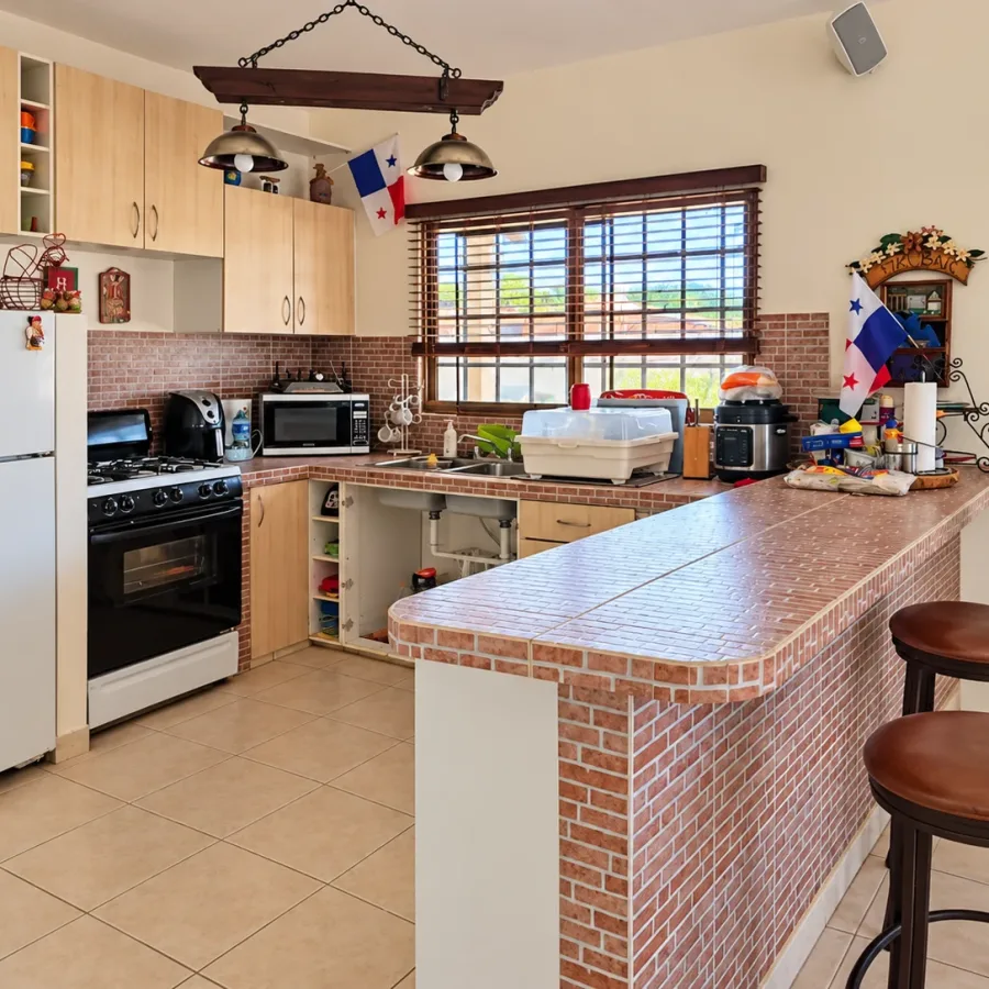 3-Bedroom House for Rent in Coronado — 11