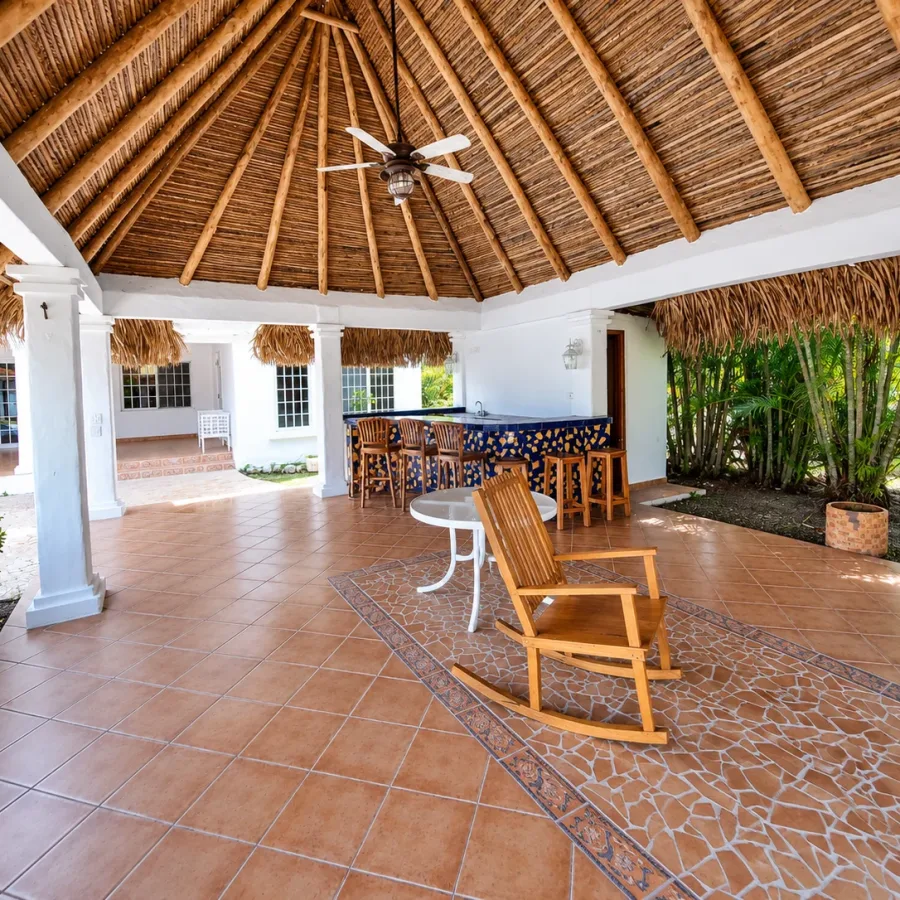 3-Bedroom House for Rent in Coronado: 2 Stories with a Pool — 6