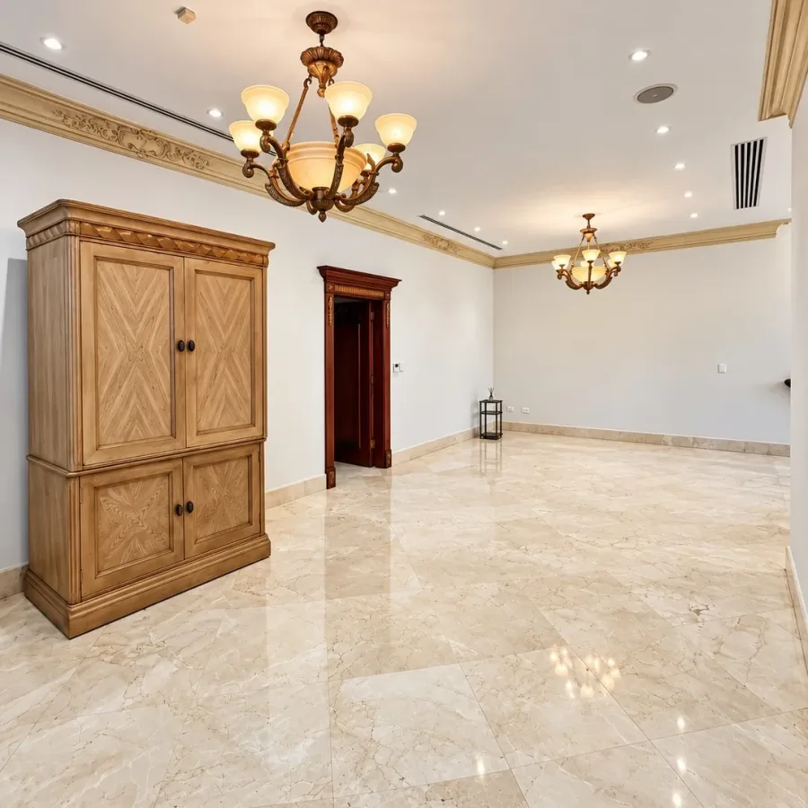 3-Bedroom House for Rent in Marbella (2 Levels) — 12