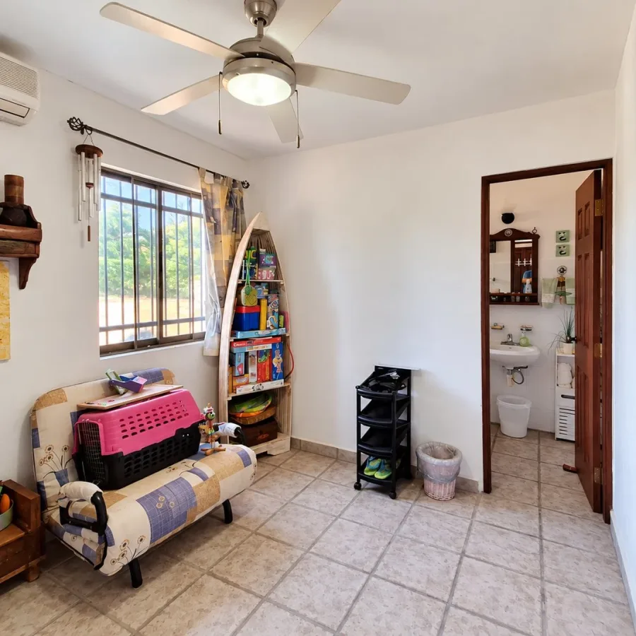 Casa en Club Ecuestre Coronado de 3 habitaciones con piscina privada — 16