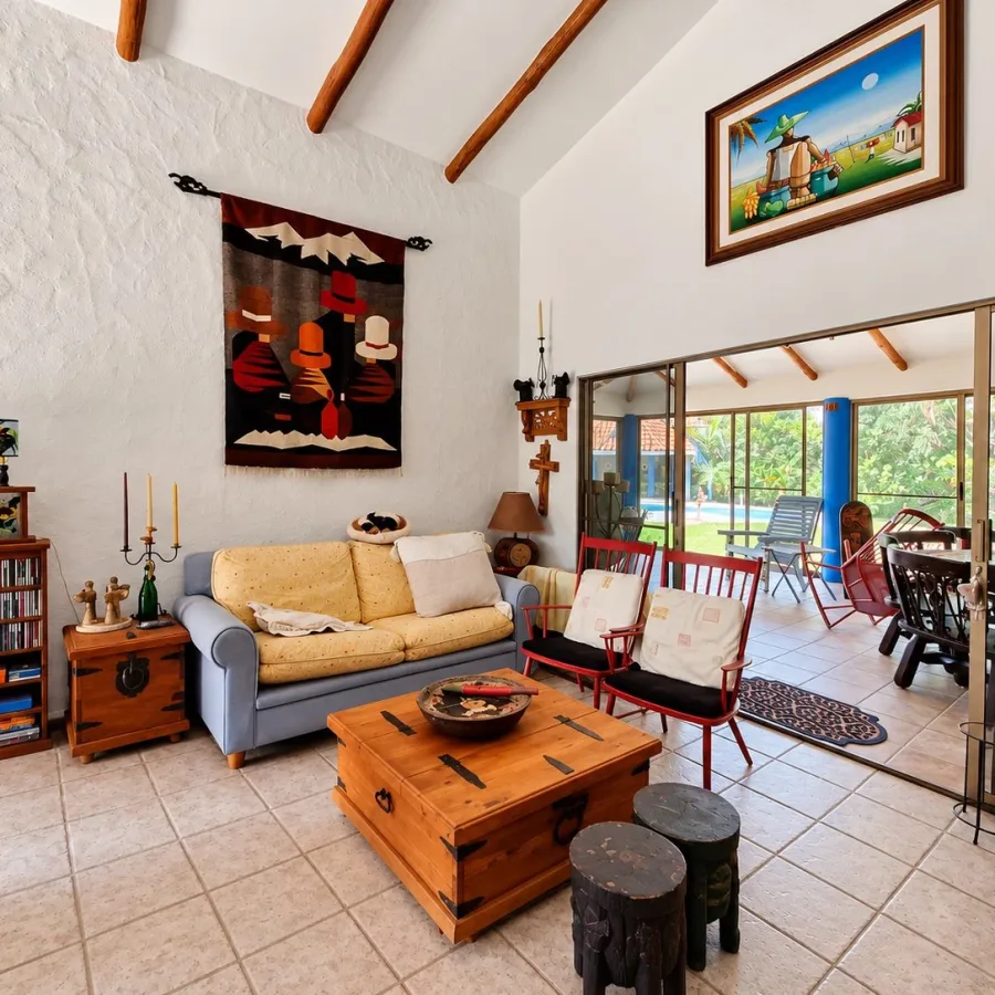 Casa en Club Ecuestre Coronado de 3 habitaciones con piscina privada — 10