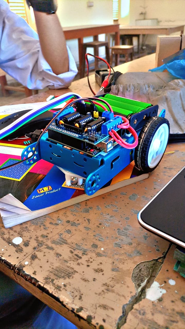 Afraz's line-following robot
