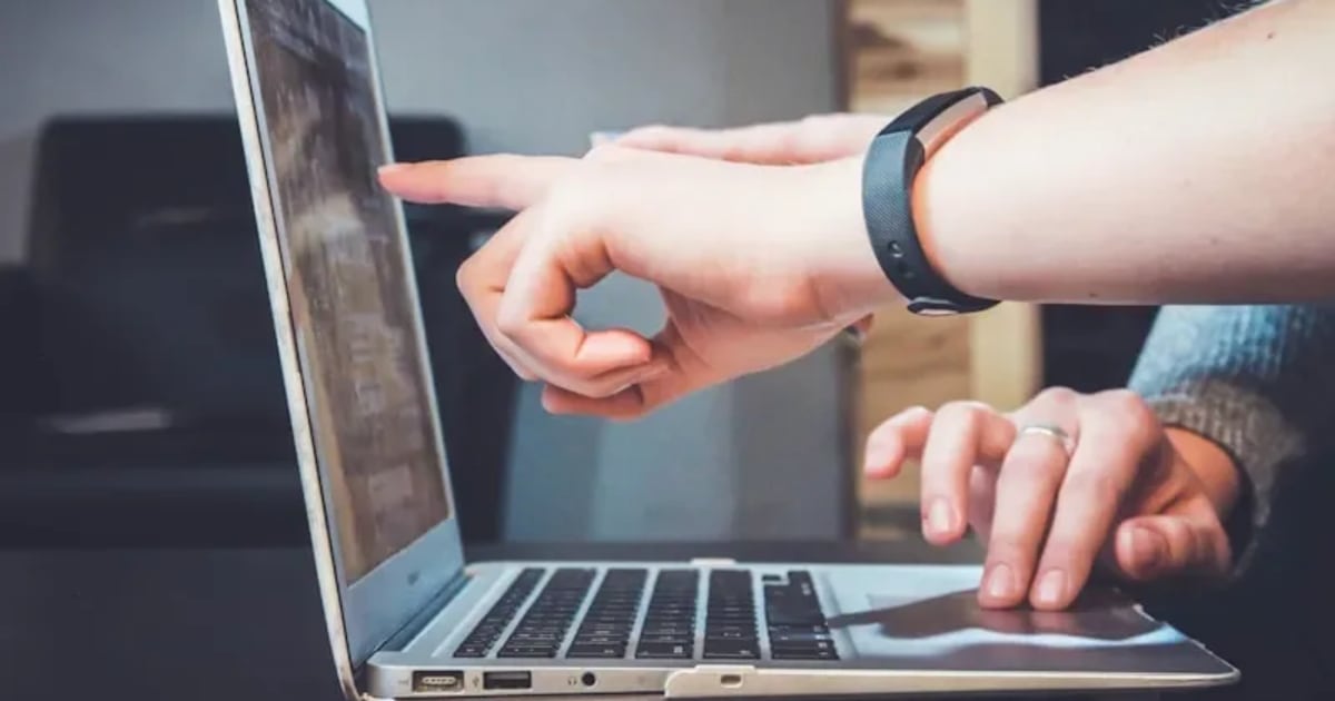 How to Find Legit Remote Jobs Without Getting Scammed - Remote work article featured image