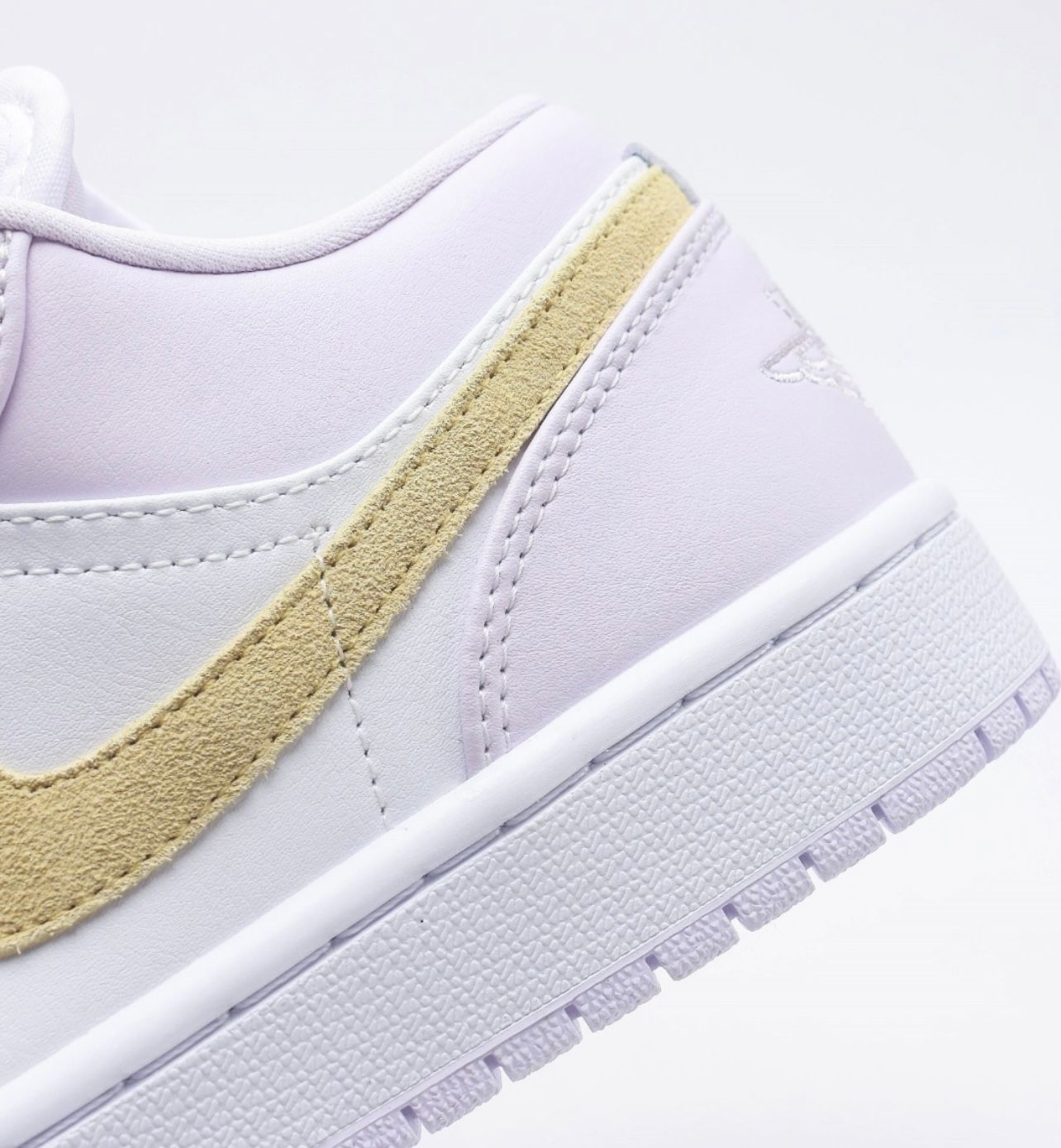 Nike Air Jordan 1 Low - White