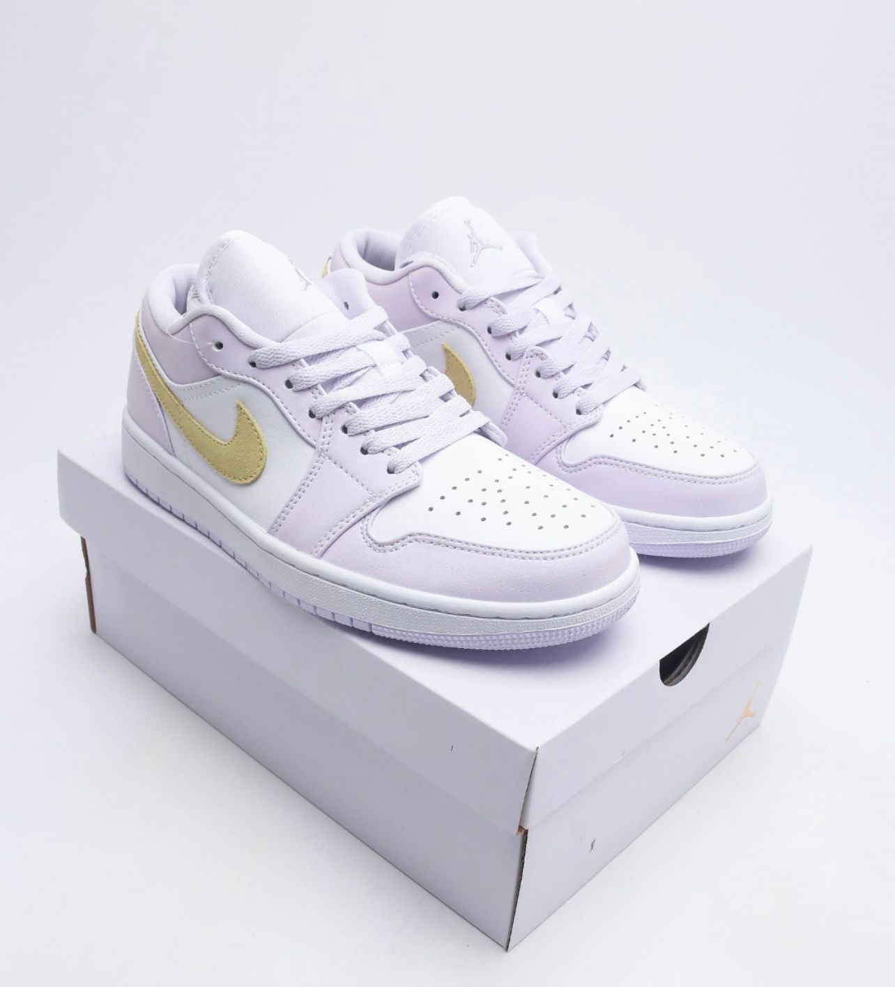 Nike Air Jordan 1 Low - White