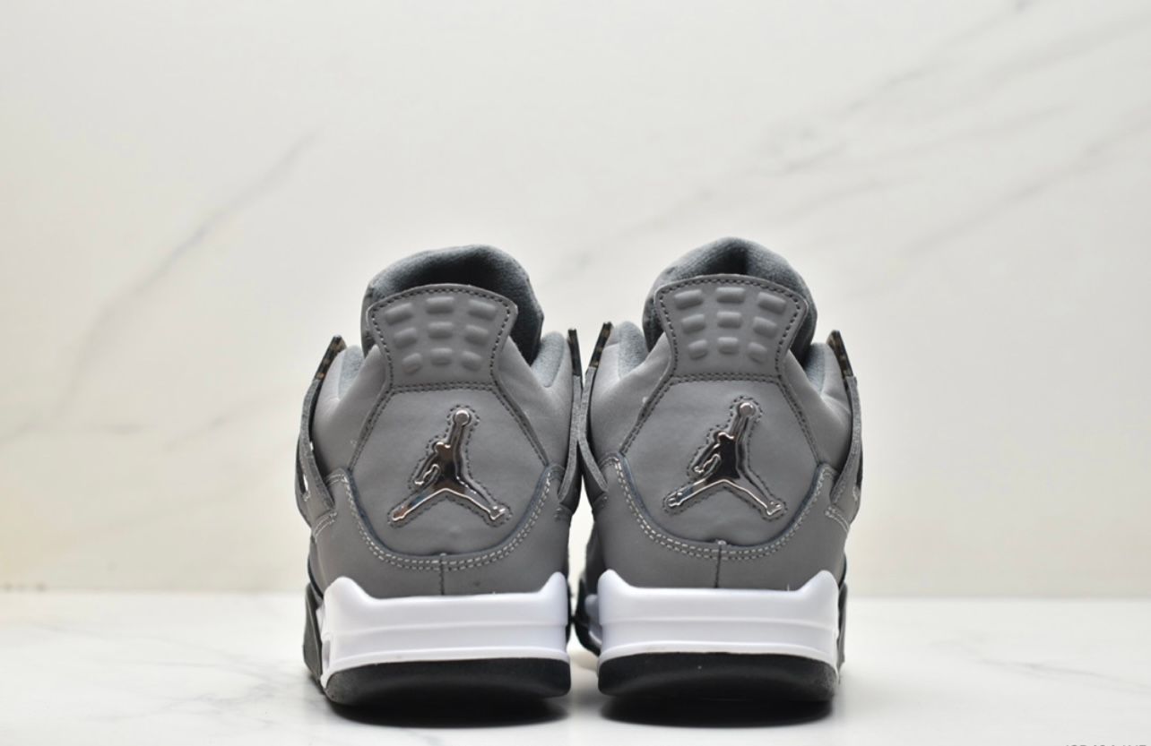 Air Jordan 4 Retro' Sneakers