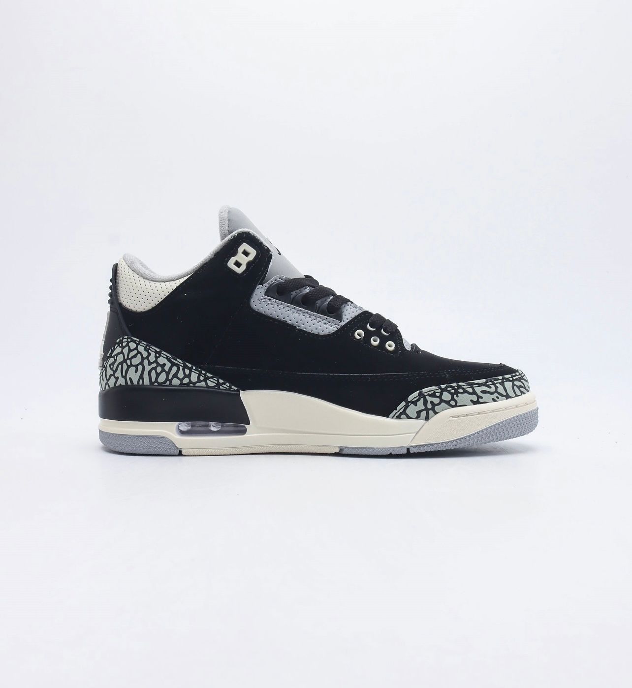 Nike Air Jordan 3 Retro - black