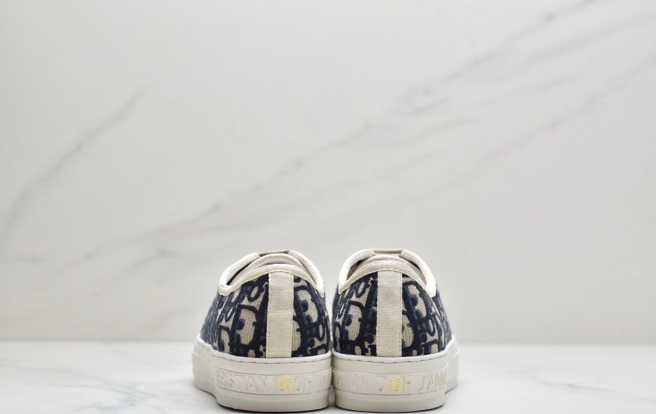 Christian Dior 