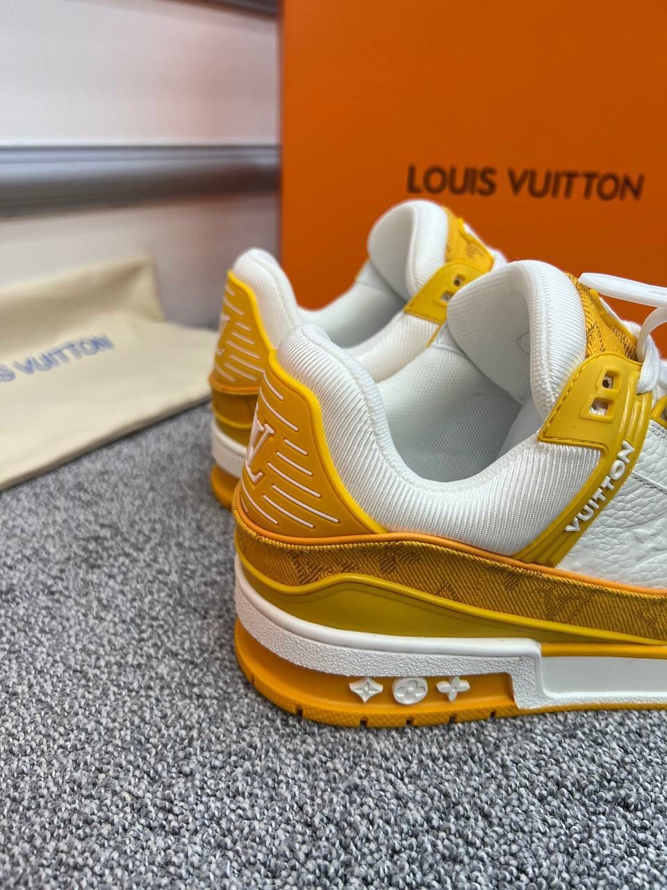 Louis Vuitton Sneaker - Yellow & White