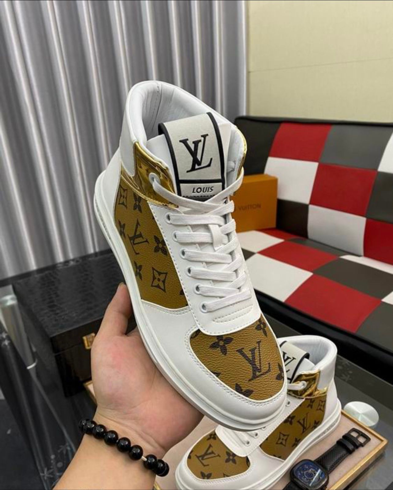 LV - Rivoli Boot High Top Sneaker - Gold & White