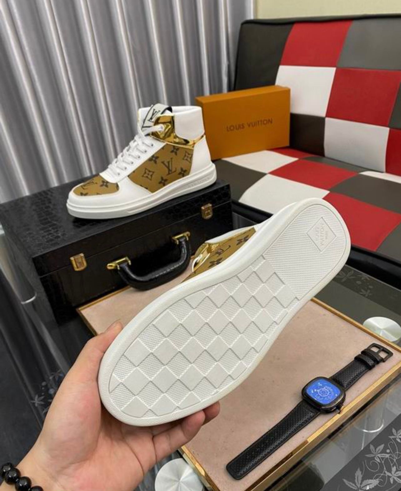 LV - Rivoli Boot High Top Sneaker - Gold & White