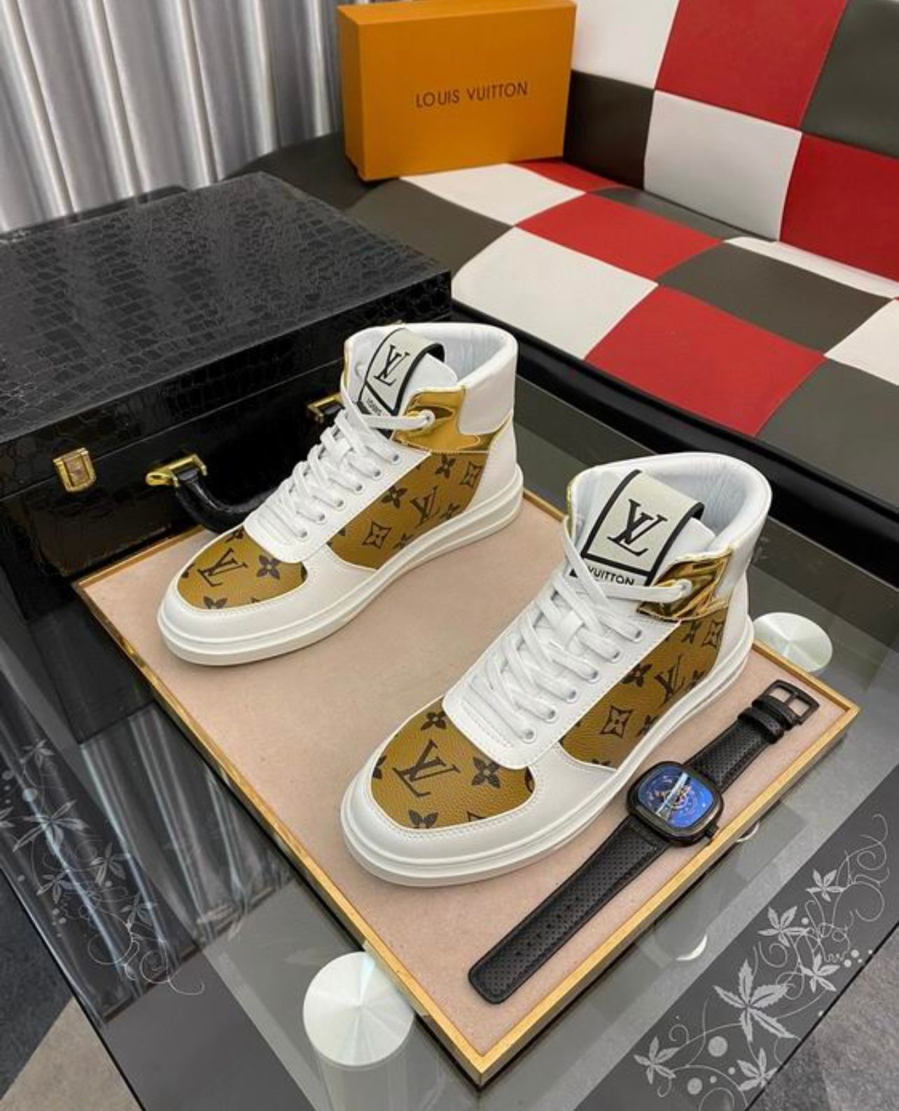 LV - Rivoli Boot High Top Sneaker - Gold & White