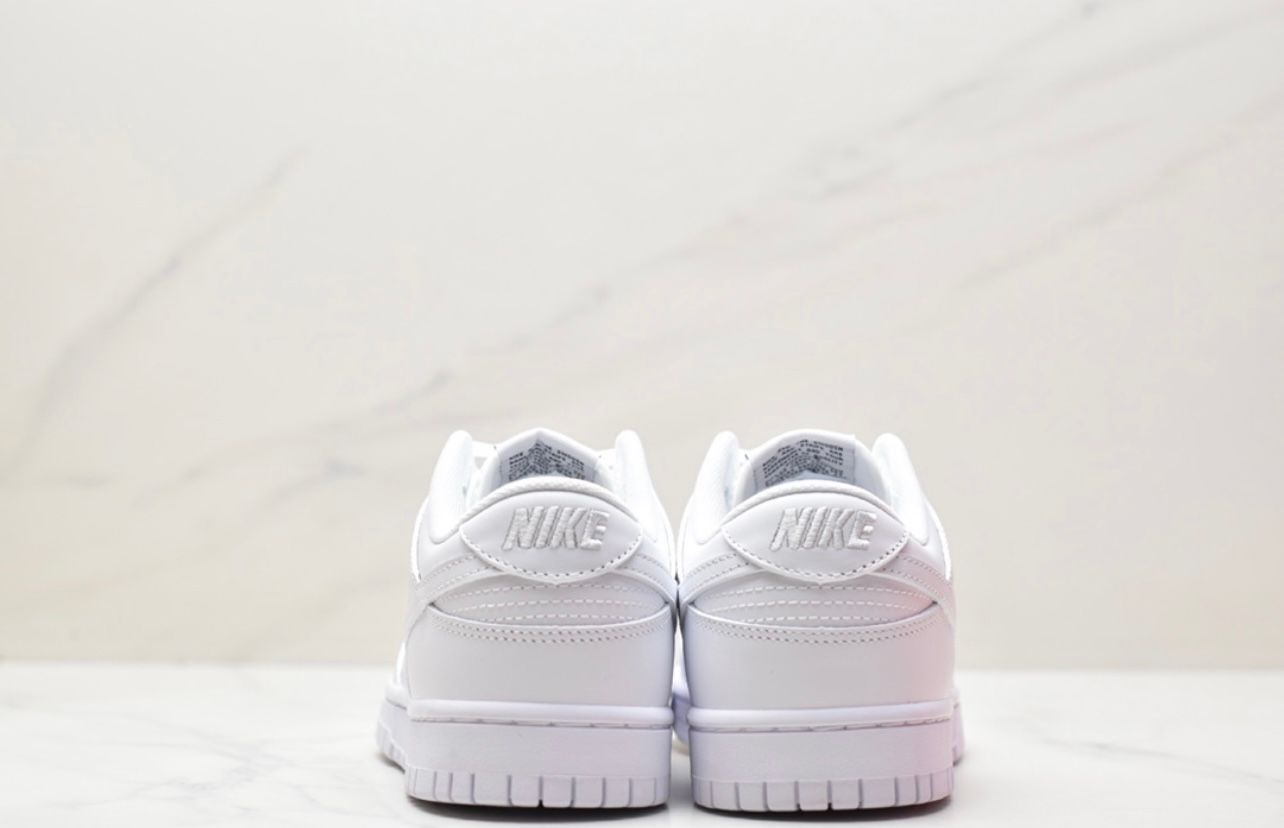 Nike SB Dunk Low - White