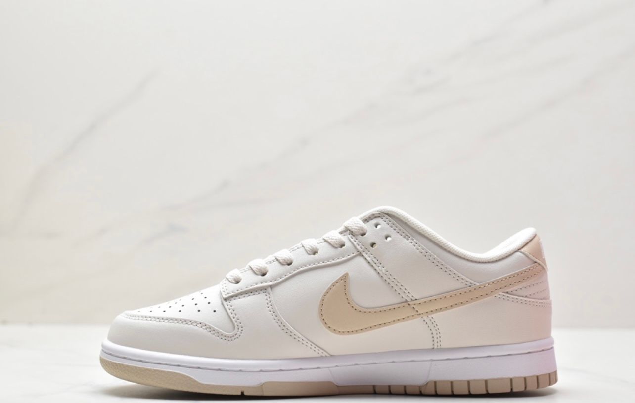 Nike SB Dunk Low - Cream