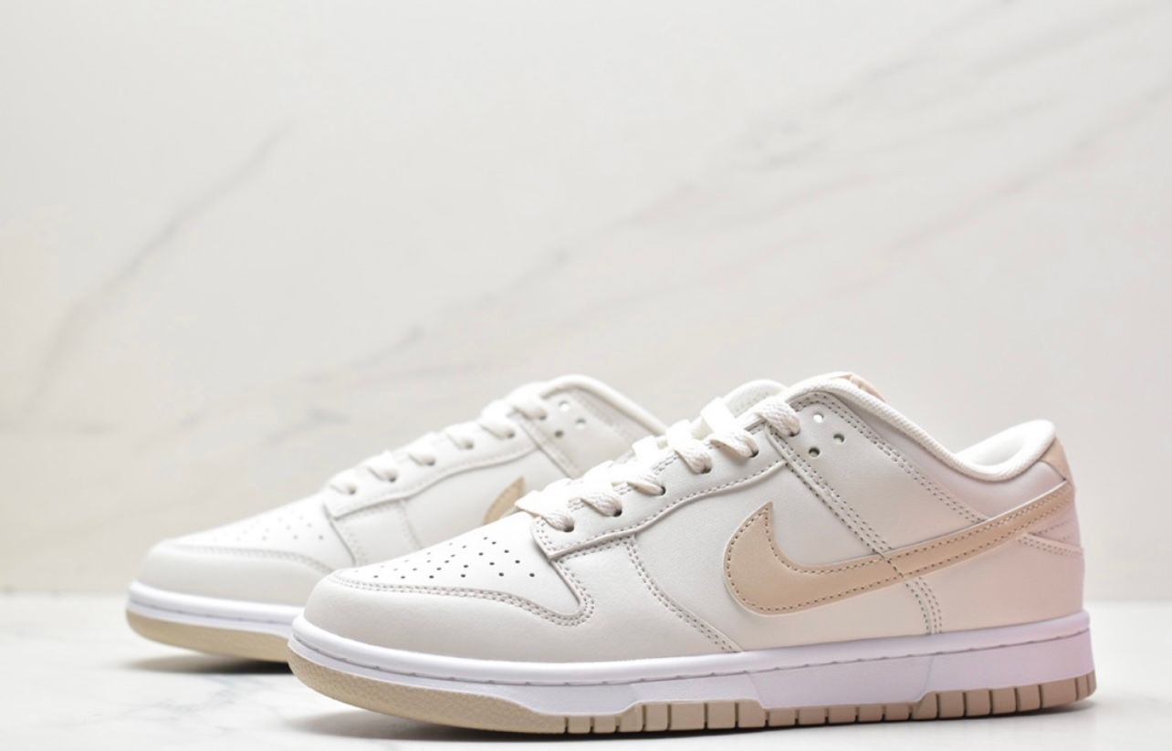 Nike SB Dunk Low - Cream