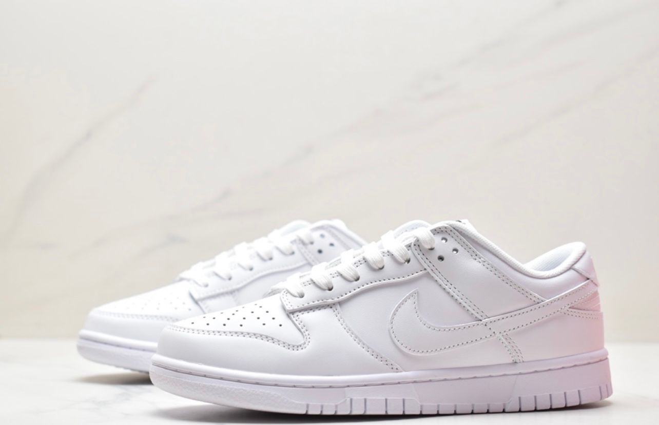 Nike SB Dunk Low - White