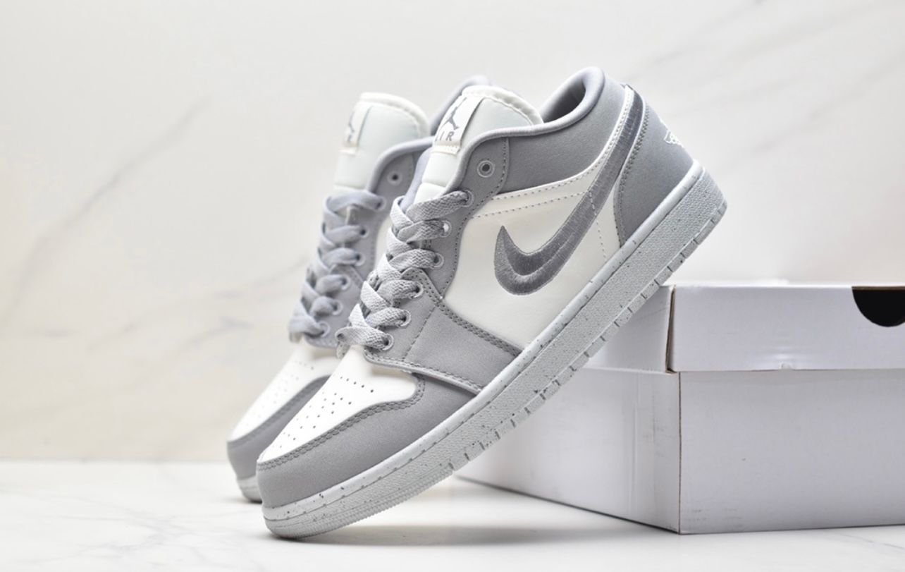 Nike Air Jordan 1 Low - Grey