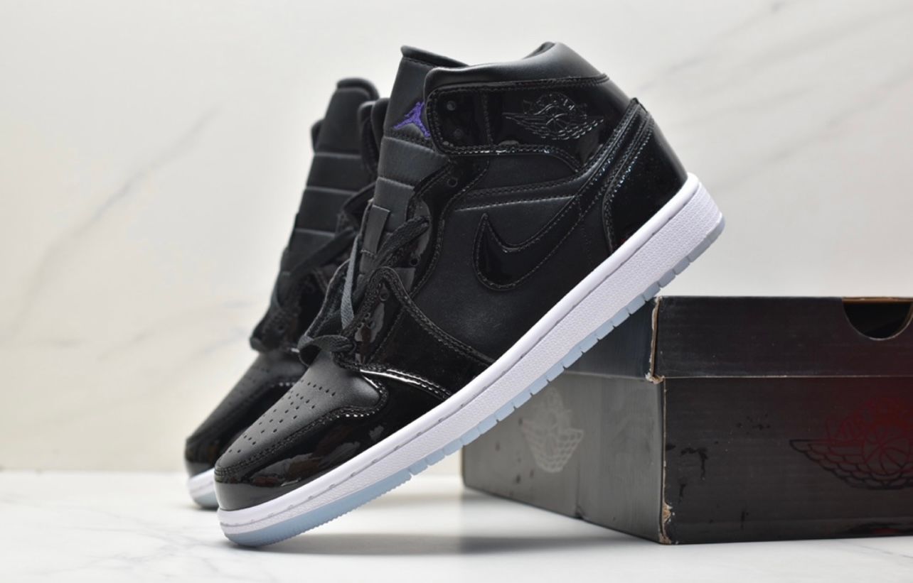 Nike Air Jordan 1 High - top - Black