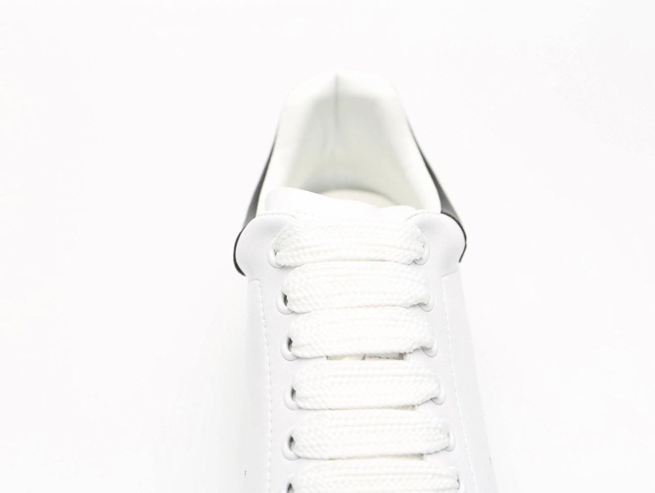 Alexander Mcqueen - White & Black