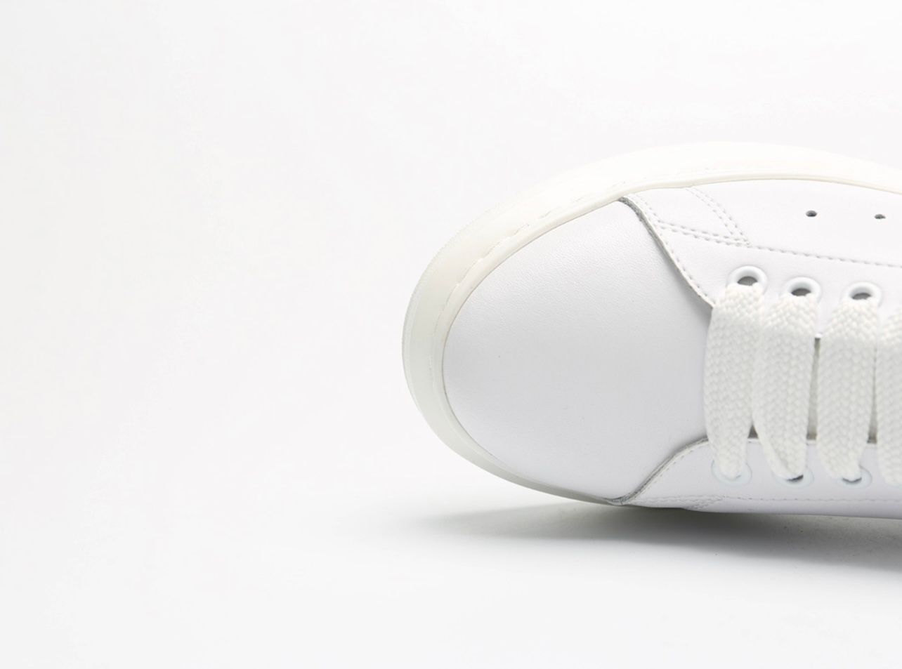 Alexander Mcqueen - White & Black