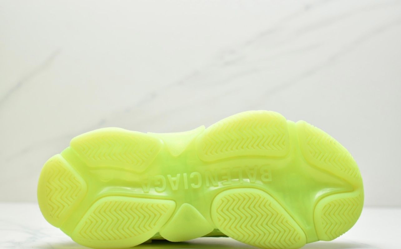 Balenciaga Triple S - Green