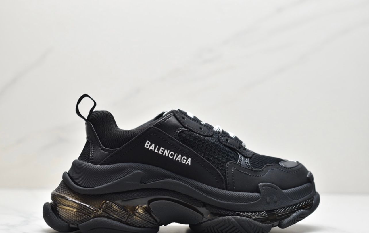 Balenciaga Triple S - Black