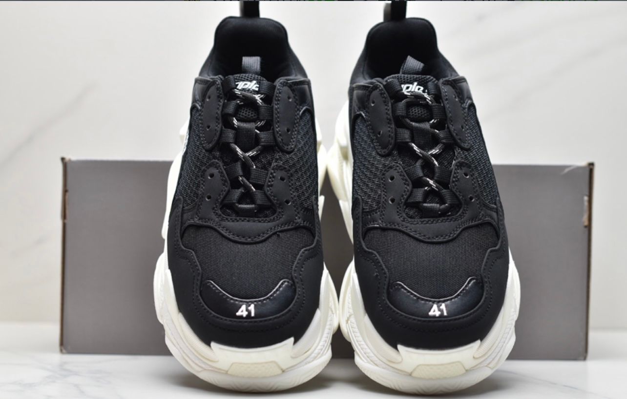 Balenciaga Triple S - Black & White