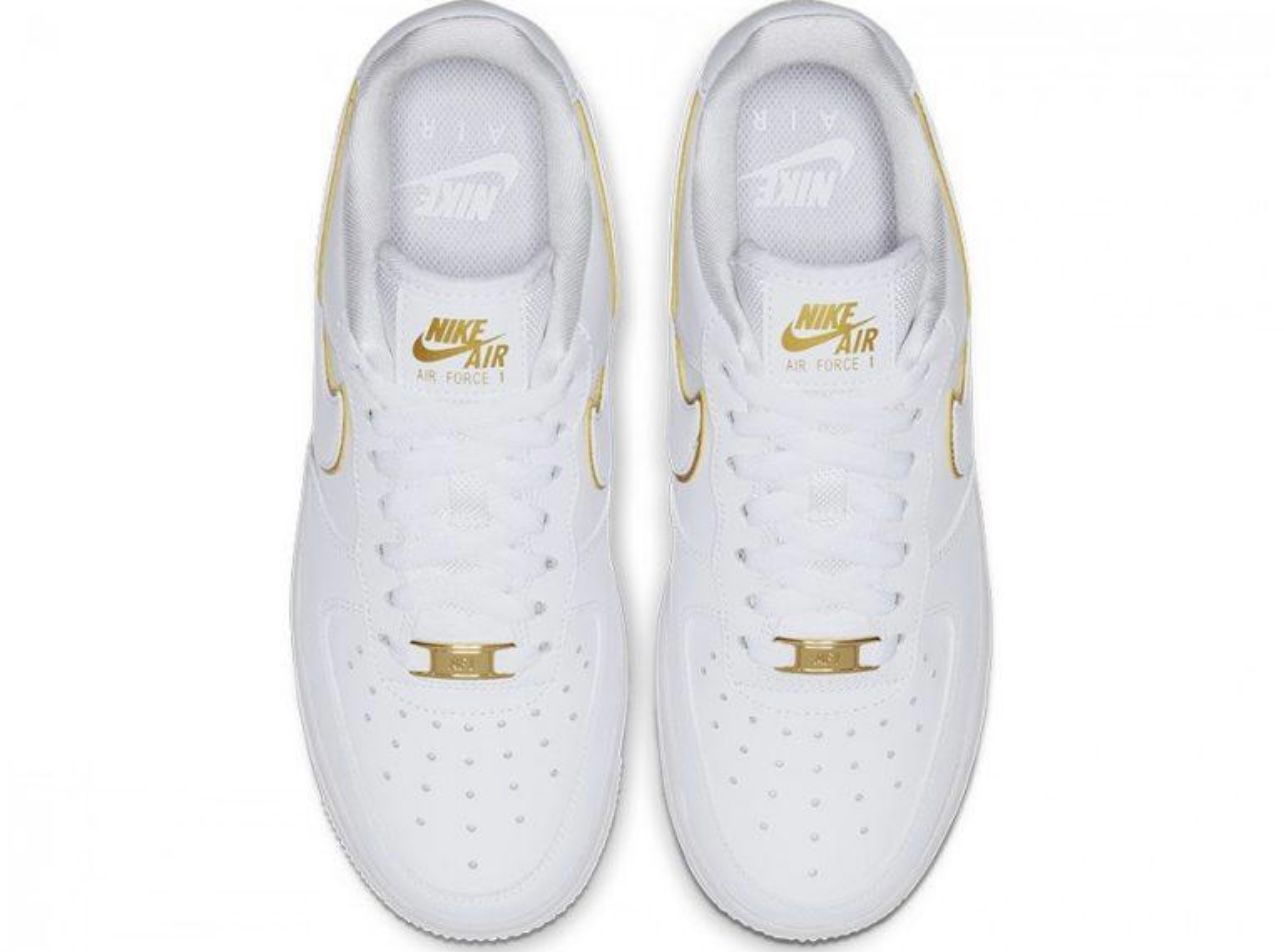 Nike AF 1 ’07 Essential “Metallic Gold”